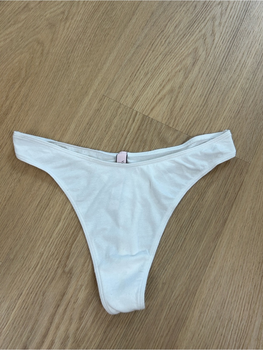 Victoria’s Secret High Leg Thong Panty M